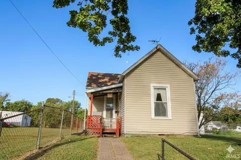 717 S Hart St, Princeton, IN 47670
