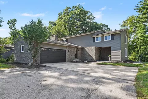 51081 Winding Waters Ln, Elkhart, IN 46514