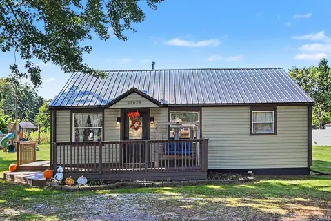 55029 Cedar Trl, Osceola, IN 46561