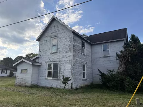 8309 W Smith St, Yorktown, IN 47396