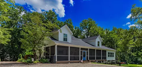 2400 Harmony Way, Evansville, IN 47720