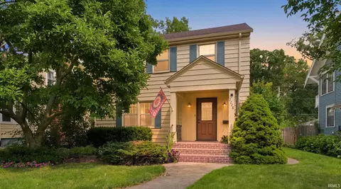2228 Florida Dr, Fort Wayne, IN 46805