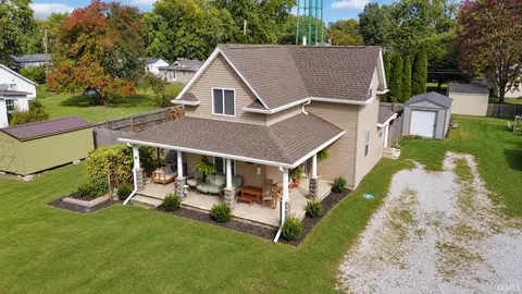 513 S Main St, Otterbein, IN 47970