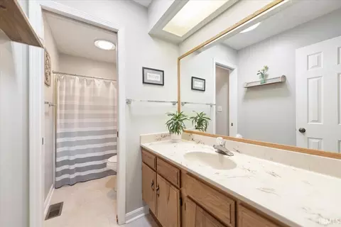 Bath - 2260 E Cape Cod Dr, Bloomington, IN 47401 photo 3 of 3
