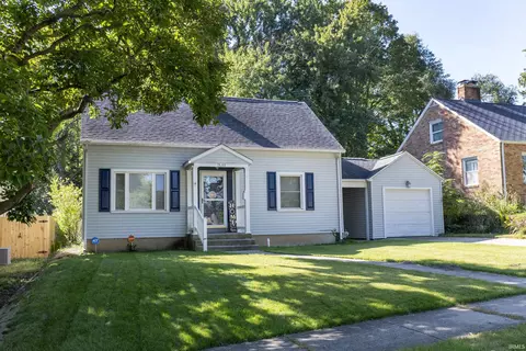 1346 Altgeld St, South Bend, IN 46614