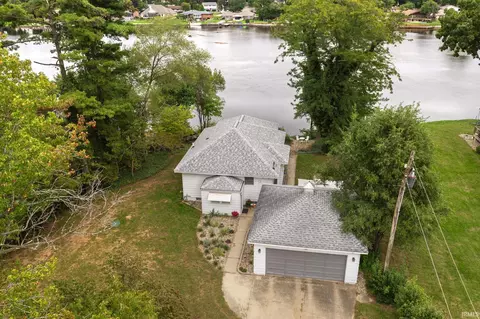 56040 River Hts, Elkhart, IN 46516