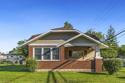 214 E Huntington St, North Webster, IN 46555