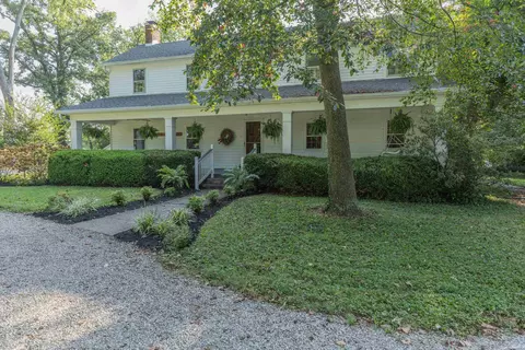 6531 Oak Hill Rd, Evansville, IN 47725
