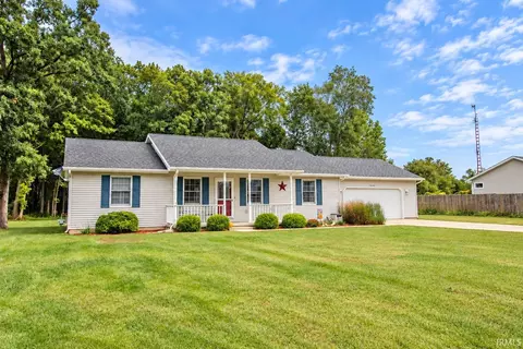 2092 E 100 S, Knox, IN 46534