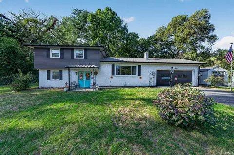 23737 Decamp Blvd, Elkhart, IN 46516