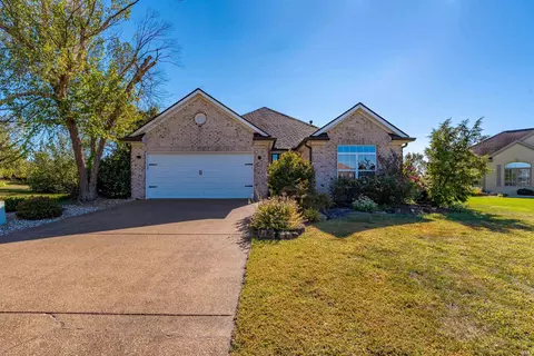 2366 Sciota Ct, Newburgh, IN 47630