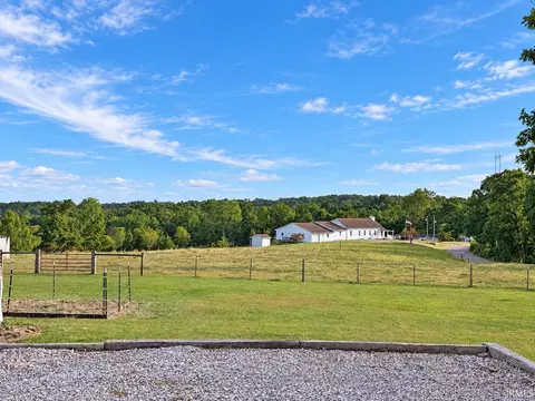 Exterior - 1118 Kings Ridge Rd, Mitchell, IN 47446 photo 21 of 23