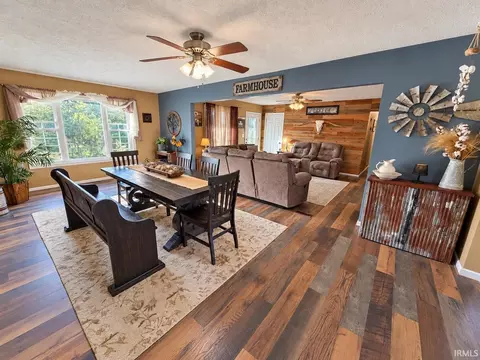 Dining - 1118 Kings Ridge Rd, Mitchell, IN 47446 photo 1 of 2