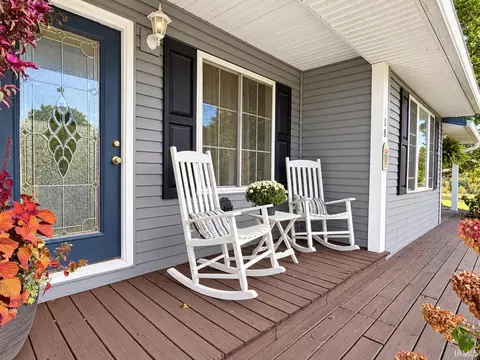 Exterior - 1118 Kings Ridge Rd, Mitchell, IN 47446 photo 3 of 23