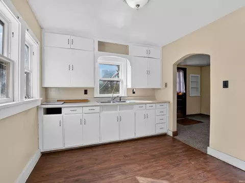Kitchen - 4580 W E Dr, Albion, IN 46701 photo 1 of 1