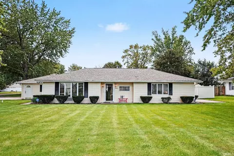 26284 Lake Dr, Elkhart, IN 46514
