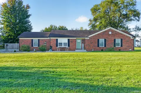 1397 E New Rd, Greenfield, IN 46140