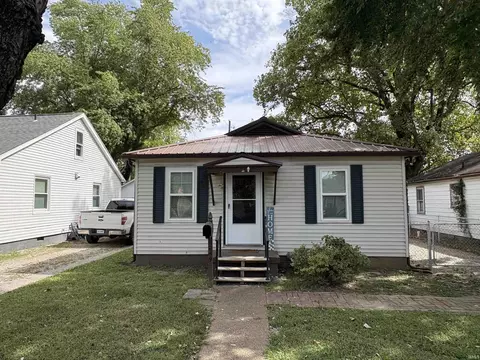 2559 Longworth Ct, Evansville, IN 47711