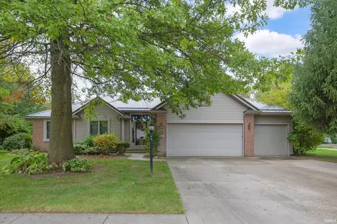 18670 Wilson Dr, Goshen, IN 46528