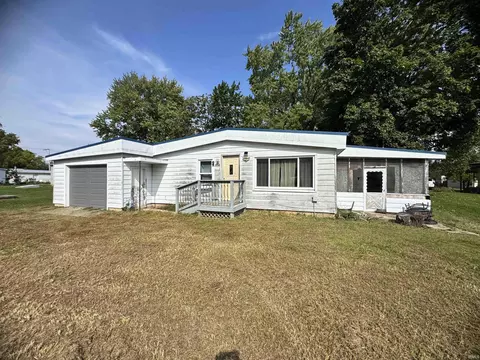 320 E Himes St, North Webster, IN 46555