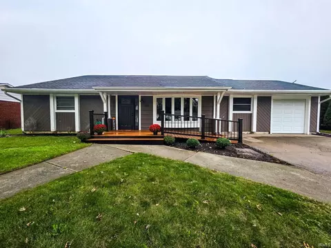 1206 Superior Dr, Auburn, IN 46706
