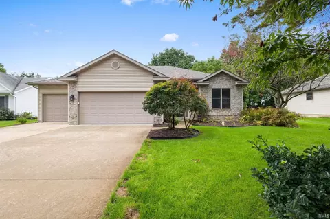53183 Pine Brook Dr, Bristol, IN 46507