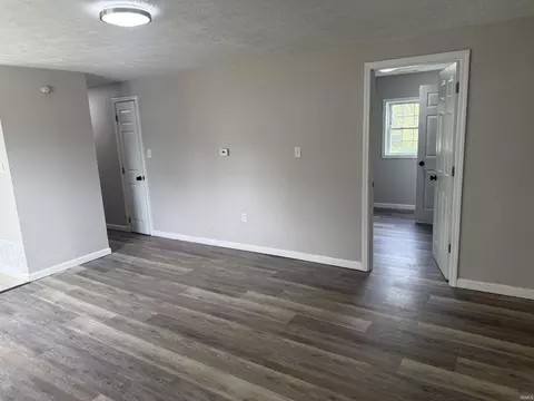 Living - 616 E Pine St, Muncie, IN 47303 photo 1 of 4