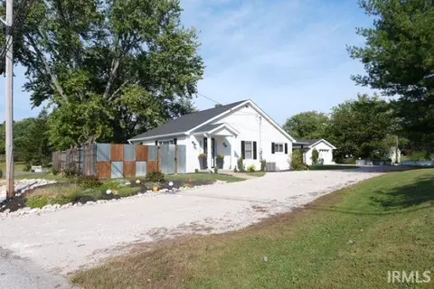 1527 S Indiana Ave, French Lick, IN 47432