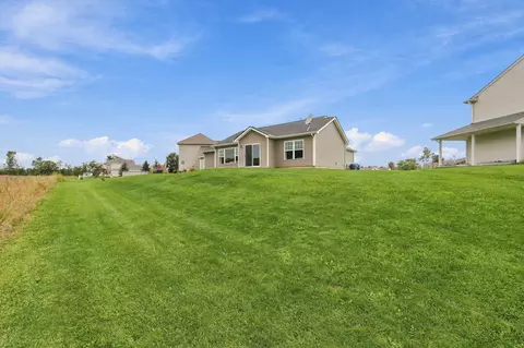 Exterior - 880 Innkeepers Ct, Waterloo, IN 46793 photo 5 of 5