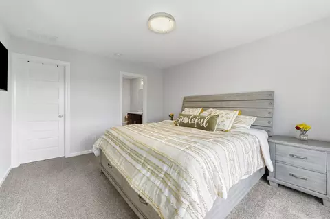 Bedroom - 880 Innkeepers Ct, Waterloo, IN 46793 photo 1 of 10