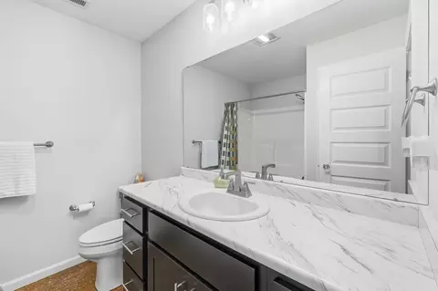 Bath - 880 Innkeepers Ct, Waterloo, IN 46793 photo 1 of 6