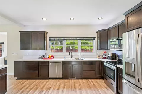 Kitchen - 2859 E Garden Path, Bloomington, IN 47401 photo 3 of 4
