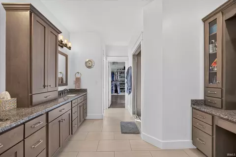 Entry Way - 2999 E Kylie Ct, Bloomington, IN 47401 photo 4 of 9