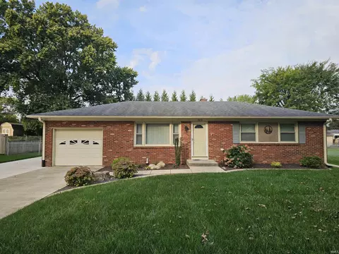 303 Princeton Ln, Logansport, IN 46947