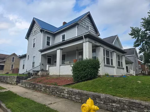 822 W 5th St, Marion, IN 46953