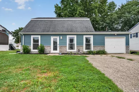 2302 Baton Rouge Dr, Kokomo, IN 46902