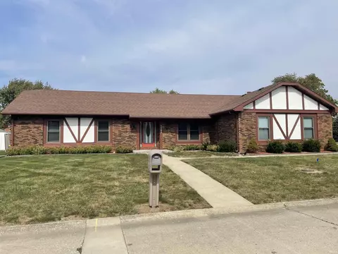 3300 W Twickingham Dr, Muncie, IN 47304