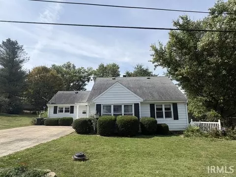 501 Poe St, Paoli, IN 47454