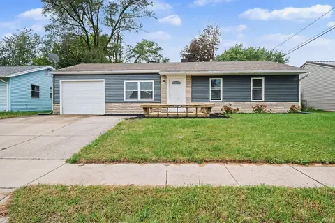 56487 Miller Dr, Elkhart, IN 46516