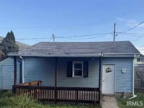 579 E 5th St, Peru, IN 46970 photo 2