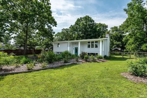 Exterior - 4310 E Morningside Dr, Bloomington, IN 47408 photo 2 of 8