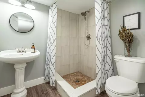 Bath - 4310 E Morningside Dr, Bloomington, IN 47408 photo 3 of 3