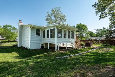 Exterior - 4310 E Morningside Dr, Bloomington, IN 47408 photo 4 of 8
