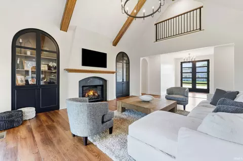 Living - 405 E Basalt Dr, Huntertown, IN 46748 photo 1 of 2