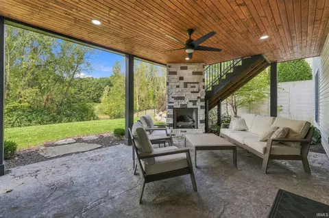 Exterior - 405 E Basalt Dr, Huntertown, IN 46748 photo 6 of 11