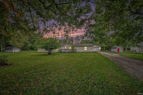 216 N 9th St, Goshen, IN 46528
