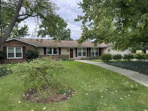 22512 Maumee Center Rd, Woodburn, IN 46797