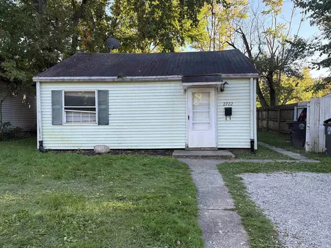 2722 Manford St, Fort Wayne, IN 46806