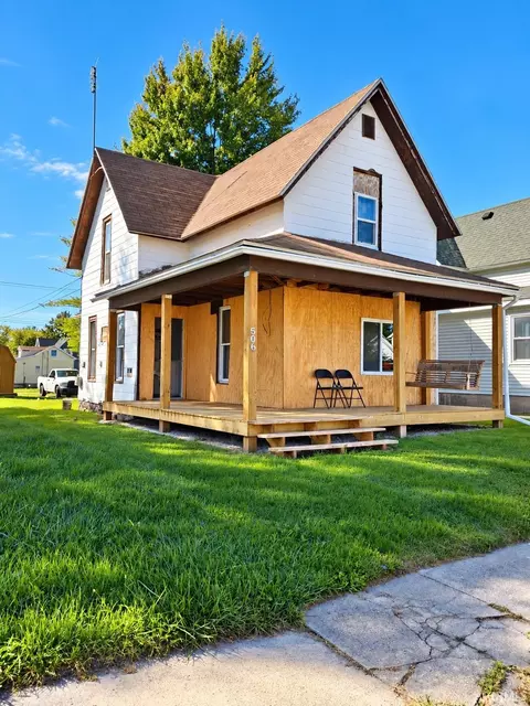 506 N Randolph St, Garrett, IN 46738