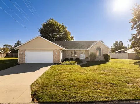 5414 N Vista View Dr, Muncie, IN 47304